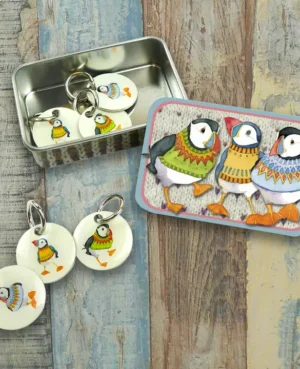 cajita con marcadores de punto frailecillos